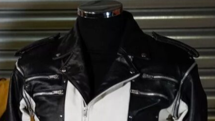 Michael Jackson’ın ikonik deri ceketi açık artırmaya çıkacak